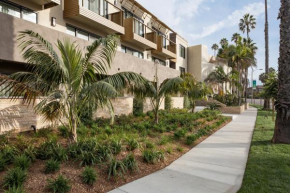 Отель Holiday Inn Express and Suites La Jolla - Windansea Beach, and IHG Hotel  Сан Диего